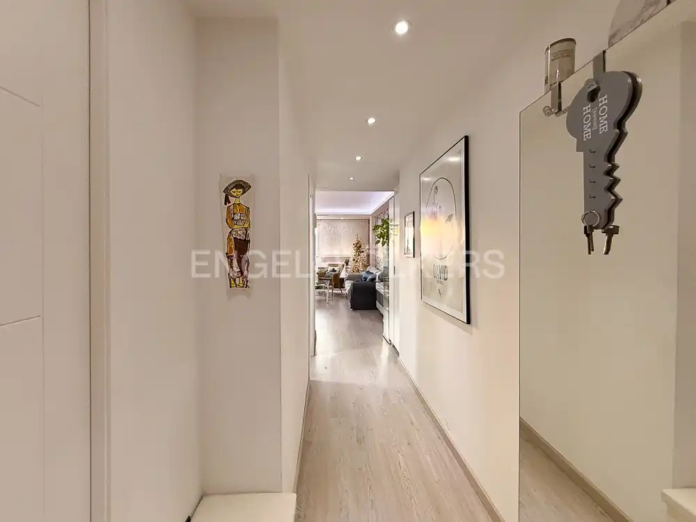 Flat for rent in Valencia  with Air Conditioner, Heating and Furnished