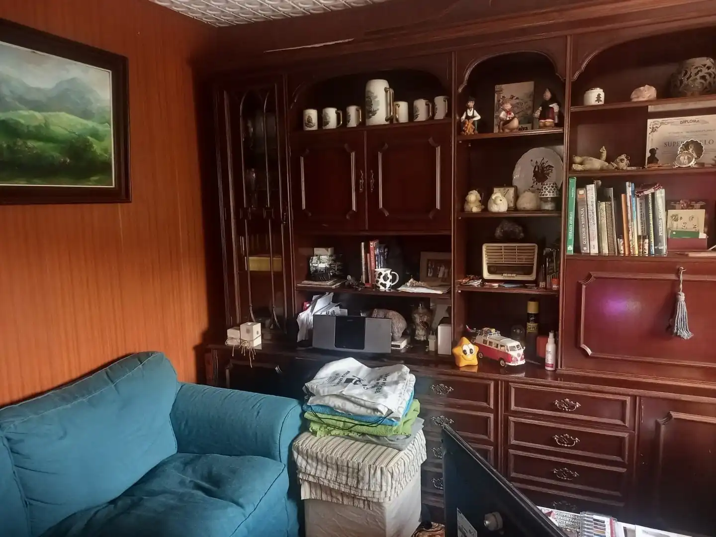 Wohnzimmer von Einfamilien-Reihenhaus zum Verkauf in Langreo mit Heizung, Parkett und Terrasse