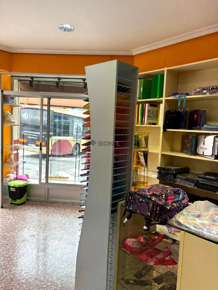 Local comercial de lloguer a Santa Amalia, imagen 6