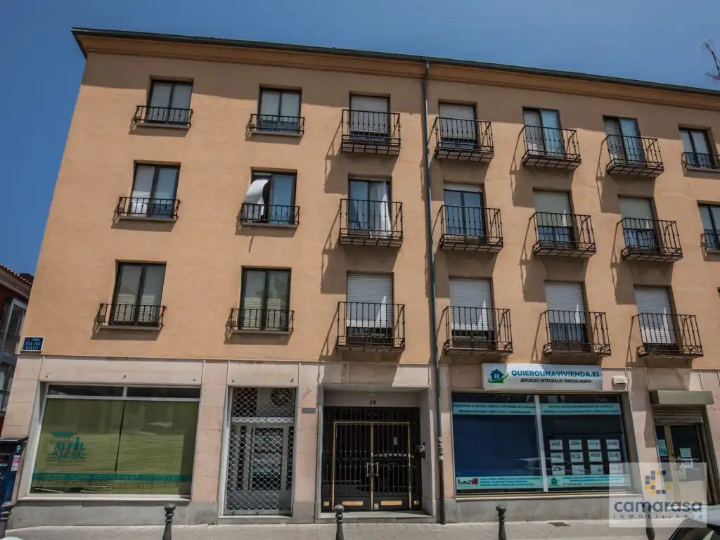 Außenansicht von Wohnung zur Miete in Ávila mit Heizung und Möbliert