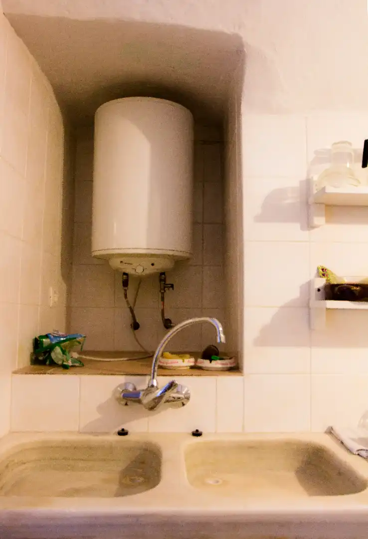 Cuina de Casa o xalet en venda en Cuevas del Campo amb Moblat, Forn i TV