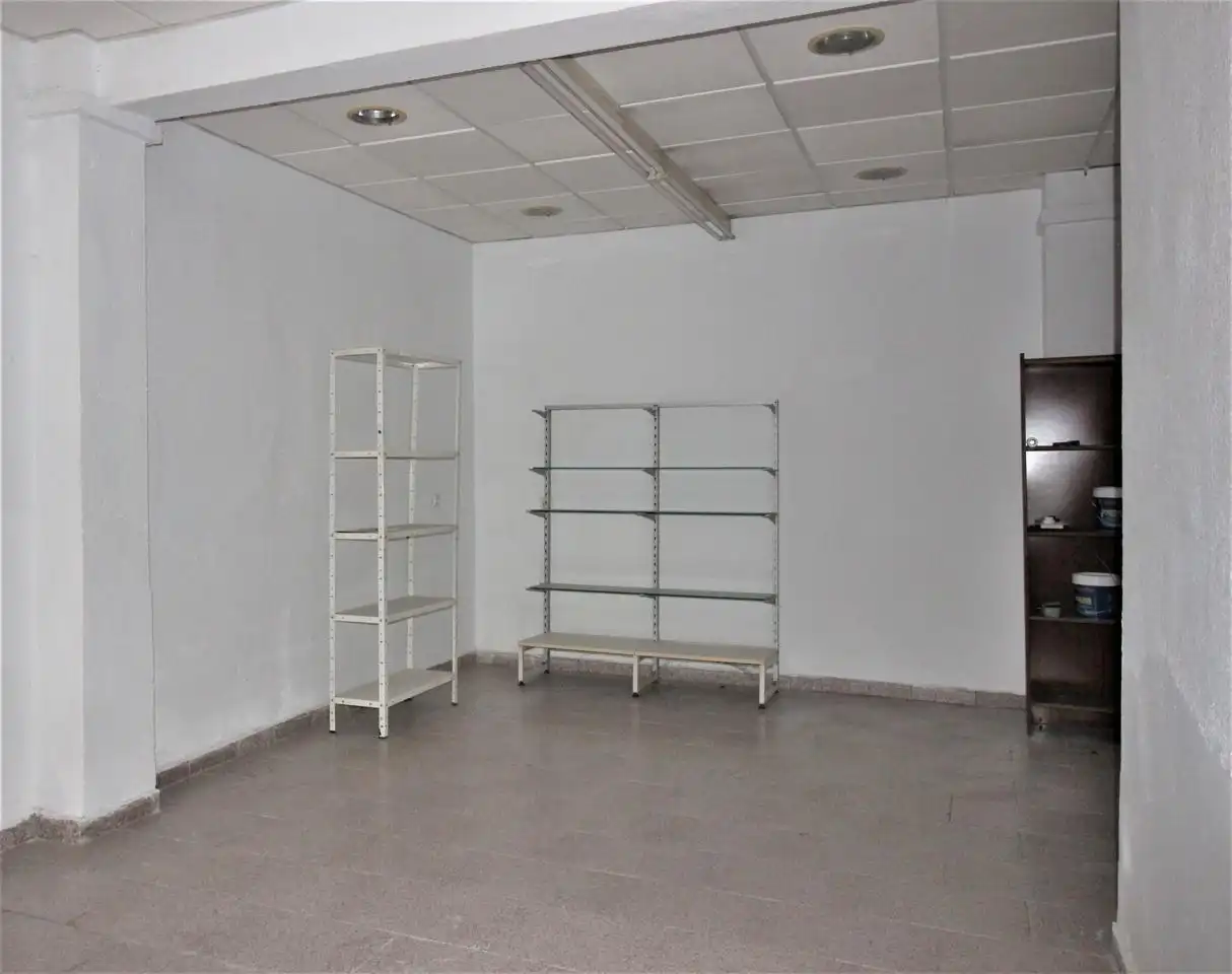 Local comercial en alquiler en Calle Calzada de Castro, imagen 13