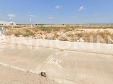 Terreno industrial en venta en Urbanizaciones