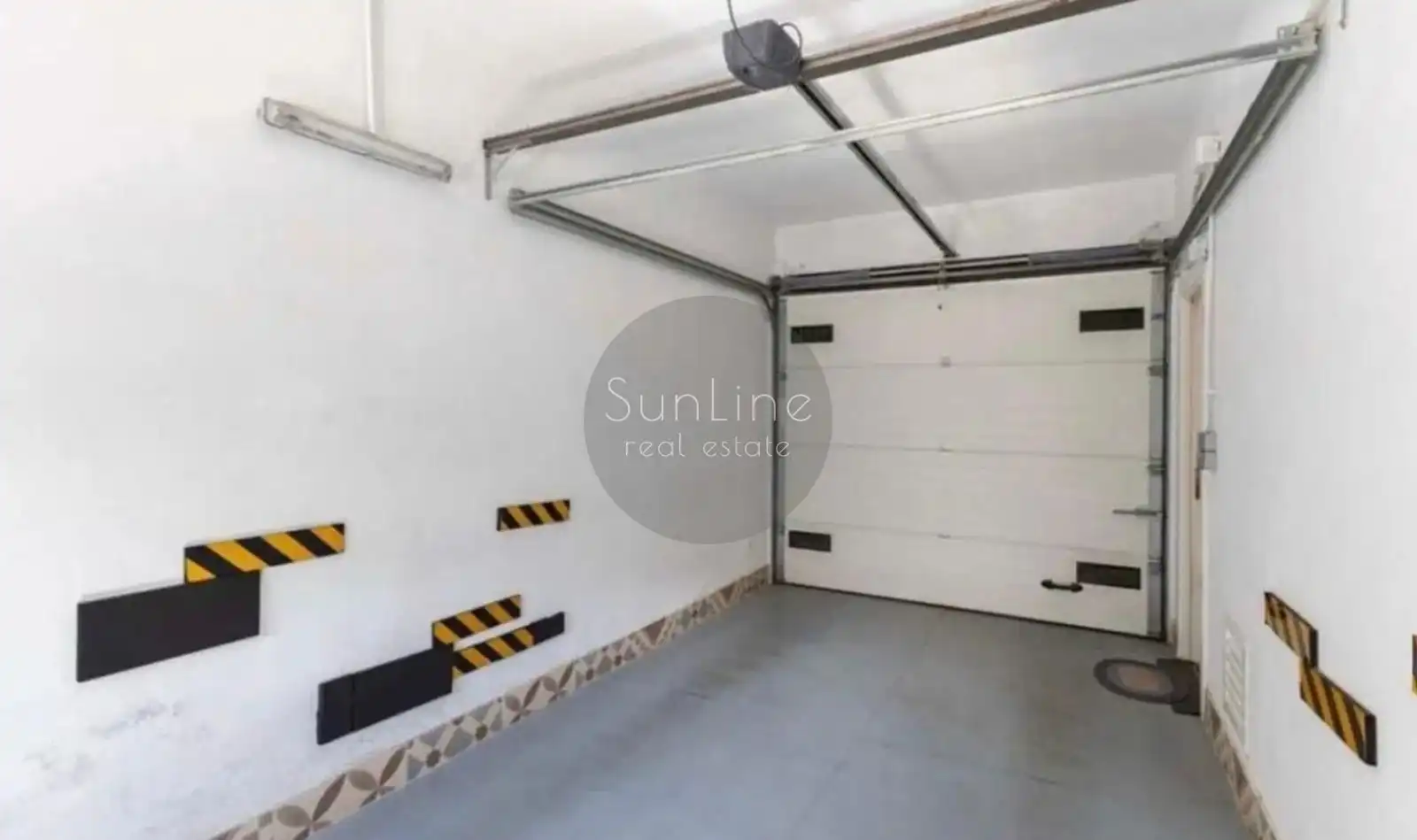 Terraced house with pool for sale in Carrer de Pere Delmonte i Hurtado, imagen 17