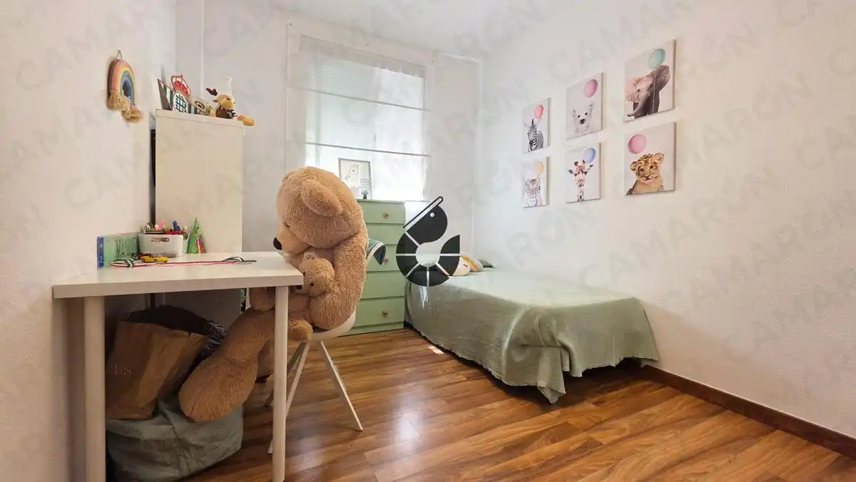 Bedroom of Flat for sale in Coria del Río  with Air Conditioner, Parquet flooring and Storage room