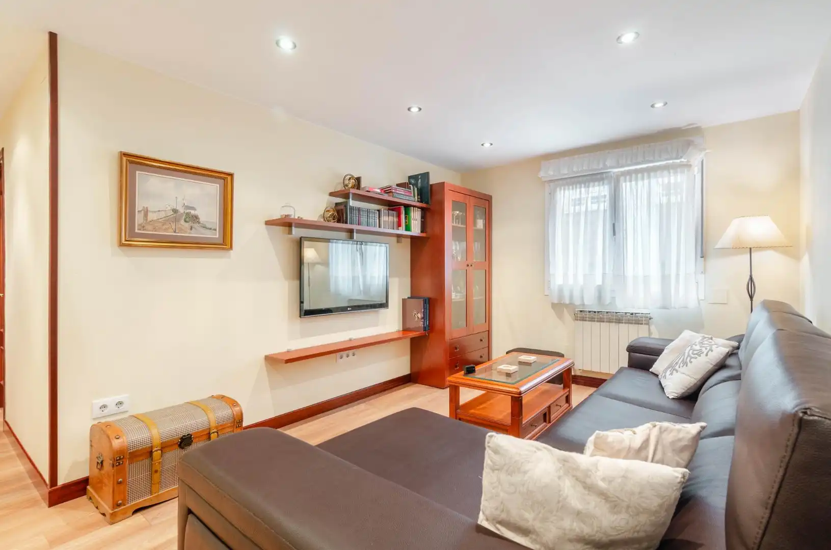 Piso con ascensor en venta en Calle DE BOBES 9, imagen 2