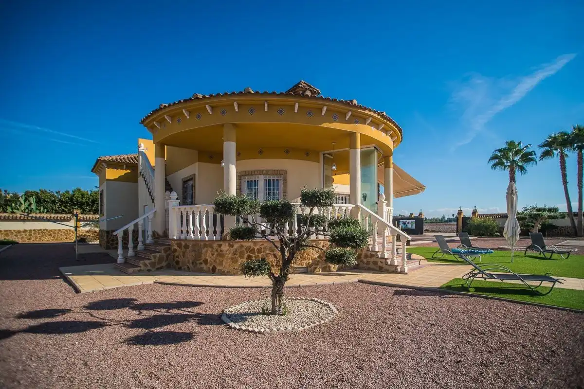 Casa con piscina en venta en Catral, imagen 5