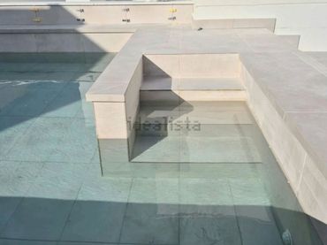 Pis amb piscina de lloguer a Camino de Ronda 103