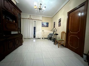 Piso con balcón en venta en Calle San Francisco 43