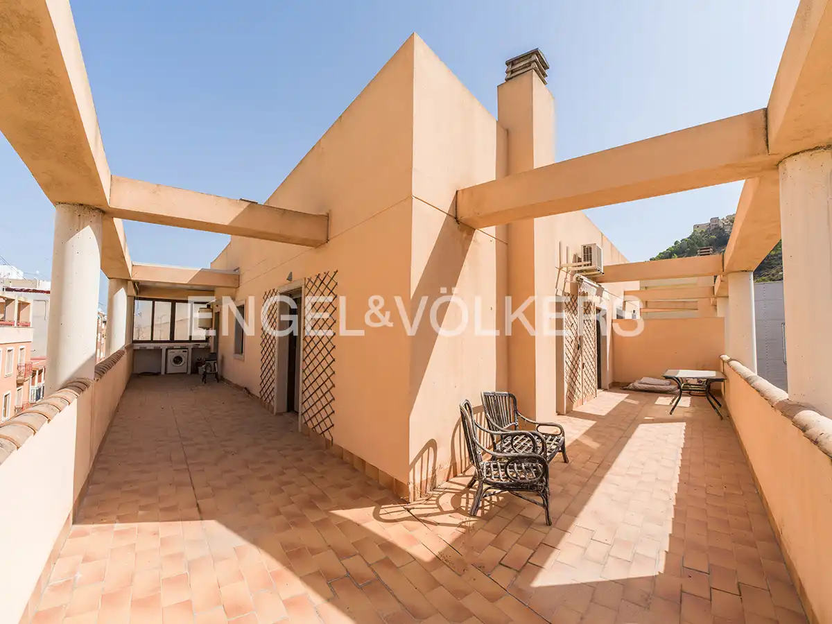 Terrace of Attic for sale in Alicante / Alacant  with Heating and Terrace