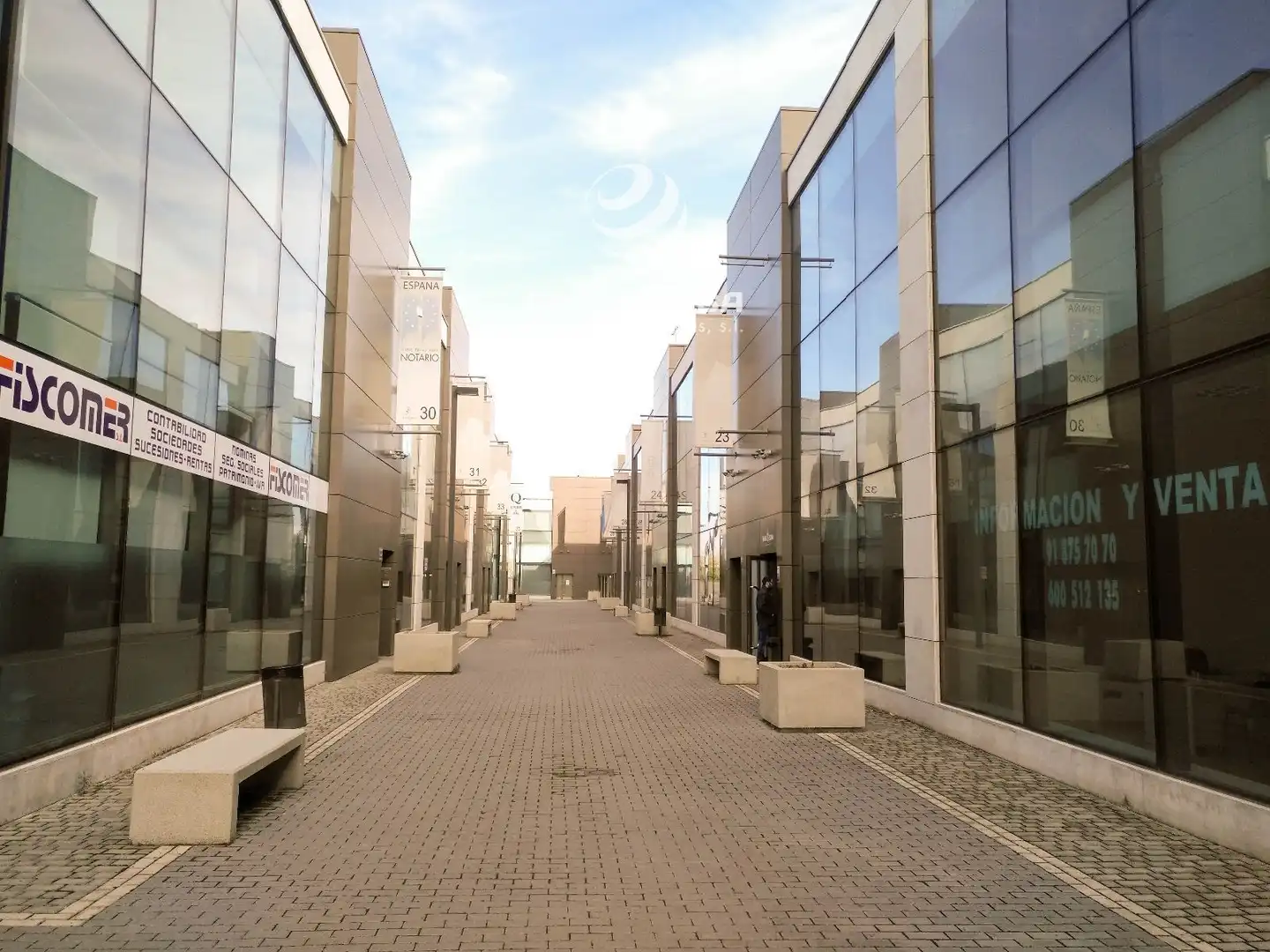 Vista exterior de Nau industrial de lloguer en Arganda del Rey amb Calefacció