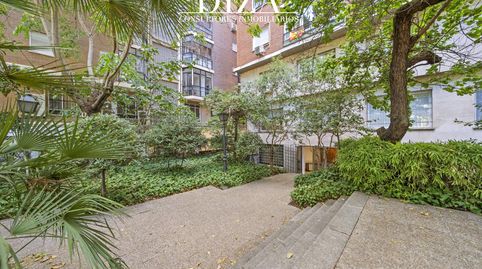 Foto 2 de Apartamento en venta en Calle del Padre Damián, Nueva España, Madrid Capital