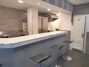 Cocina de Local en venta en Granada