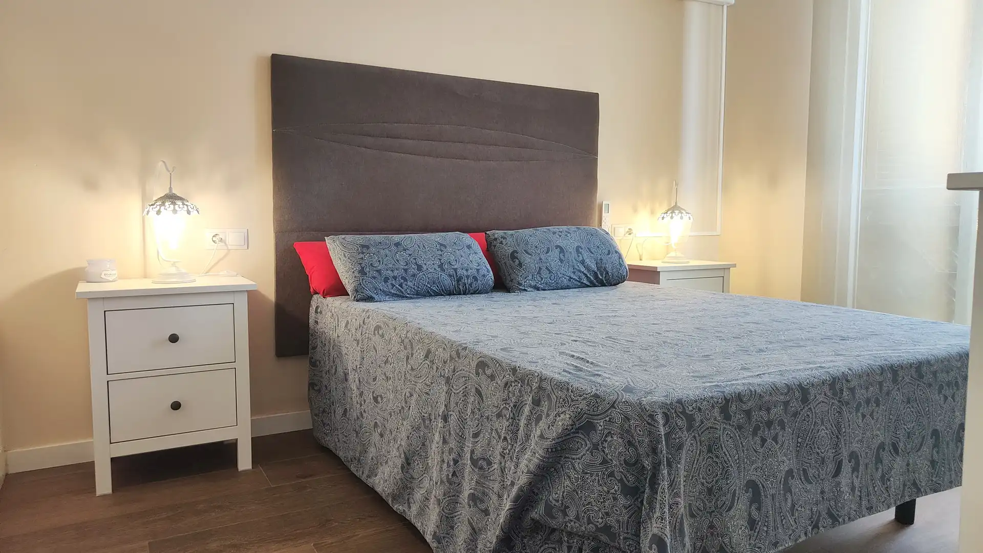 Schlafzimmer von Einfamilien-Reihenhaus zum Verkauf in Alcúdia mit Klimaanlage, Heizung und Privatgarten