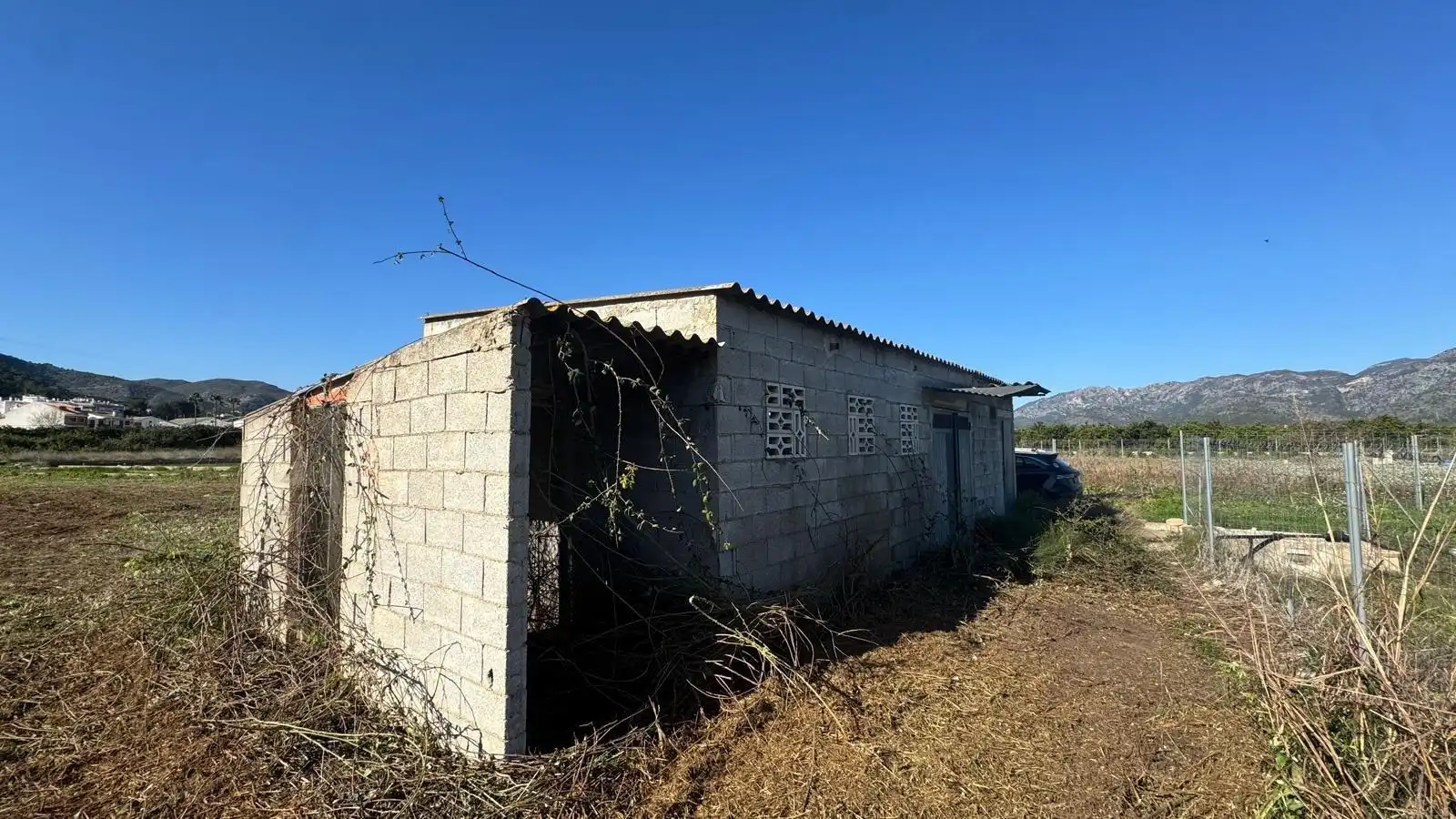 Finca rústica en venta en Simat de la Valldigna