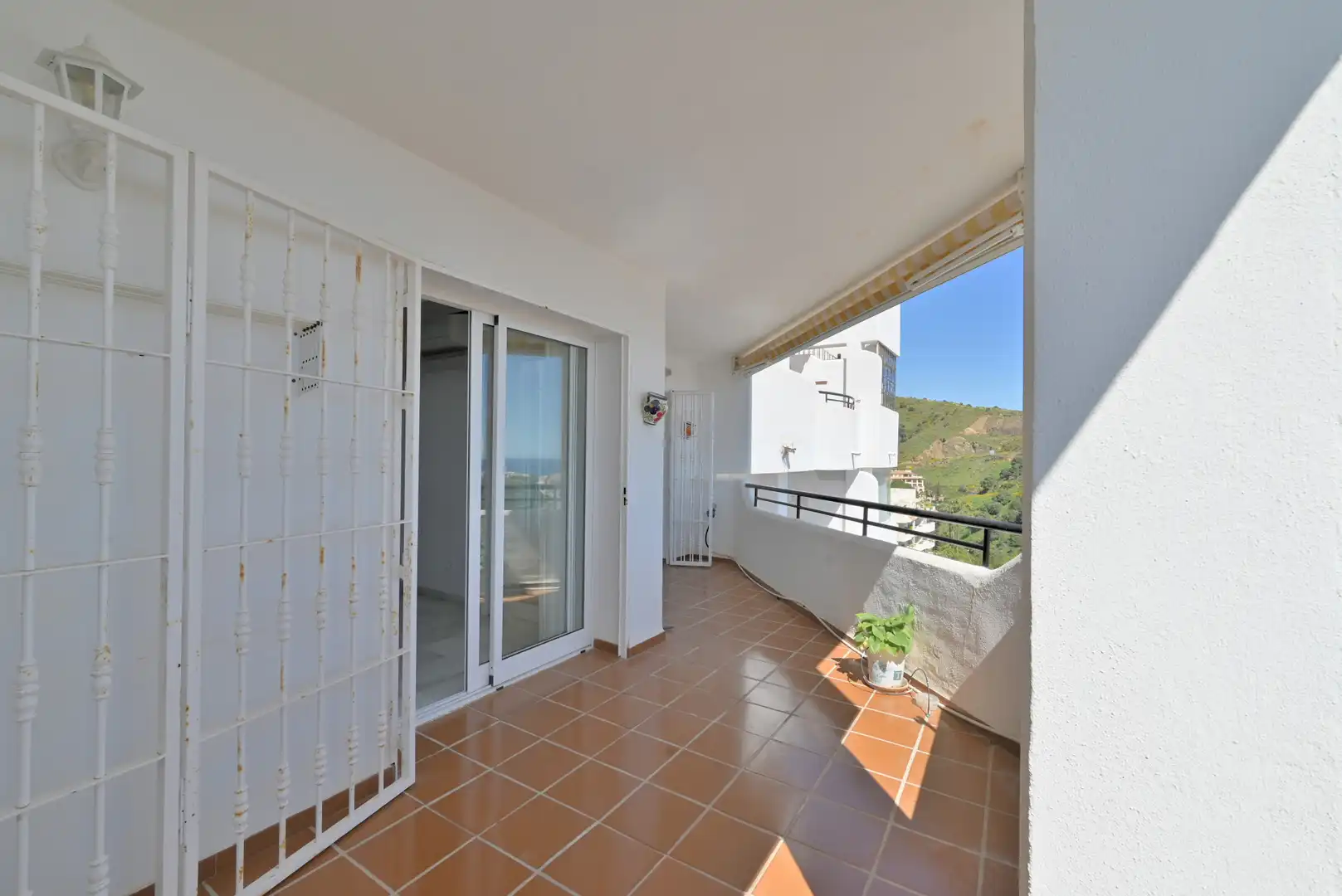 Bedroom of Apartments for sale in Mijas  with Air Conditioner, Terrace and Swimming Pool