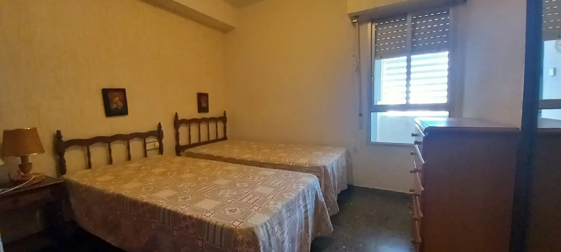 Dormitori de Apartament en venda en Gandia amb Moblat i Piscina comunitària