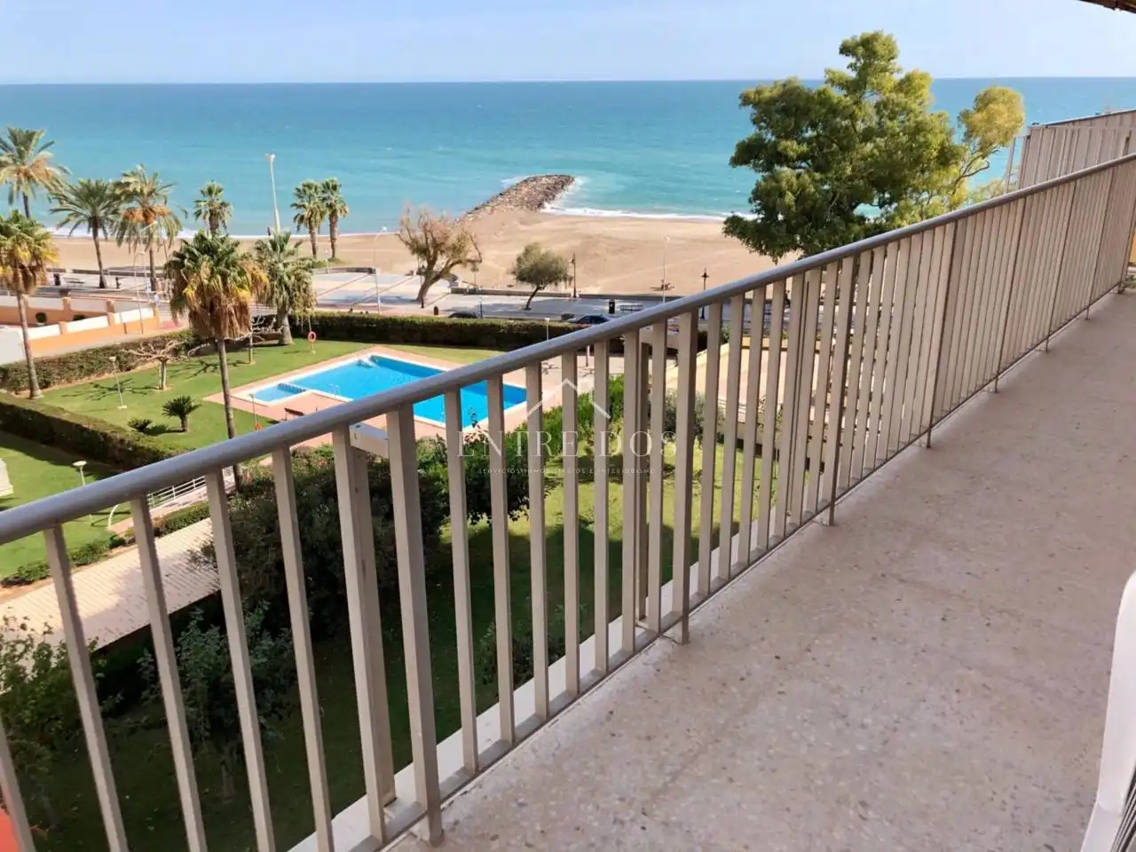 Außenansicht von Wohnung zum Verkauf in Benicasim / Benicàssim mit Terrasse und Gemeinschaftspool