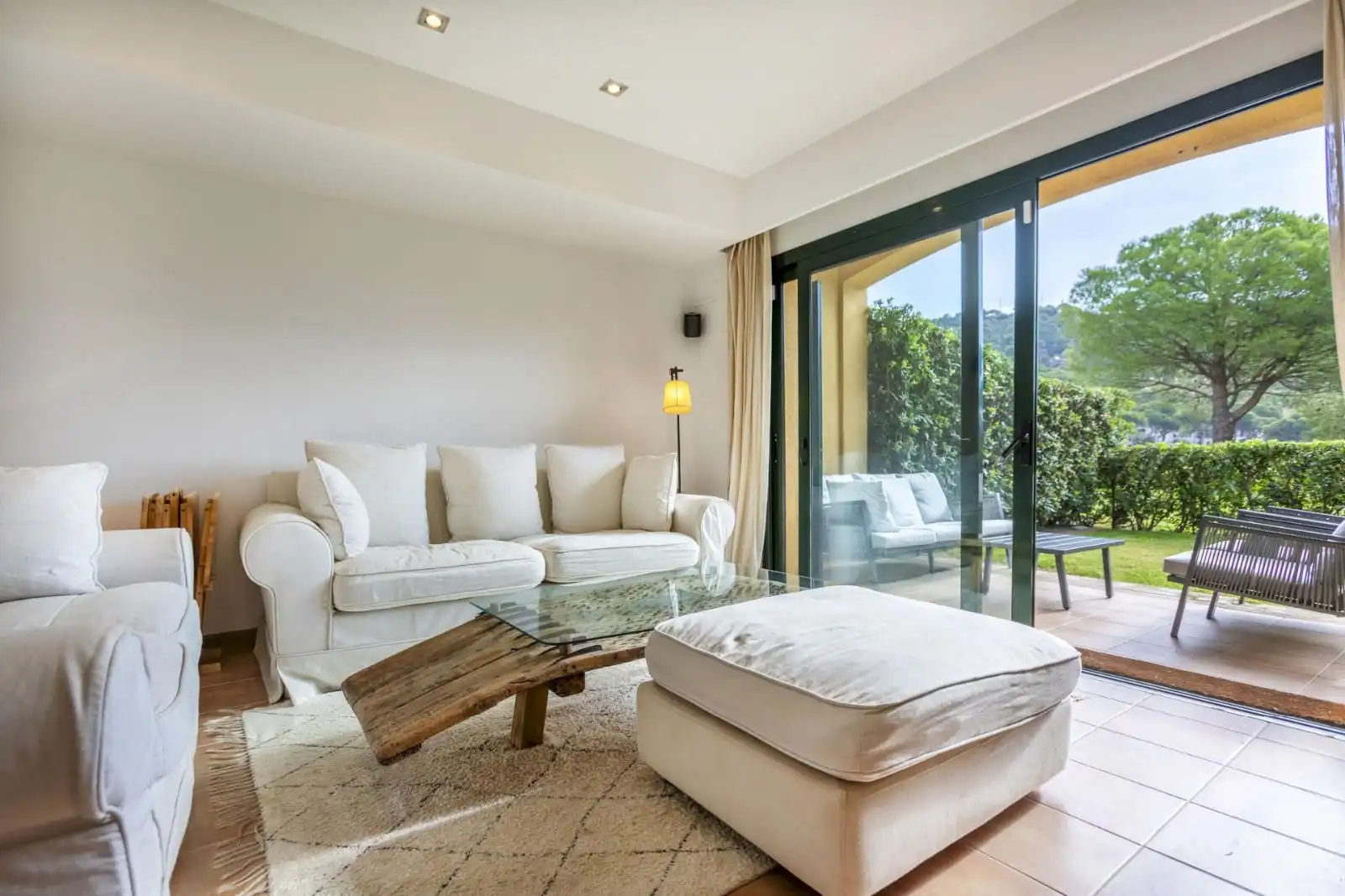 Sala d'estar de Casa o xalet en venda en Palafrugell amb Aire condicionat, Calefacció i Jardí privat
