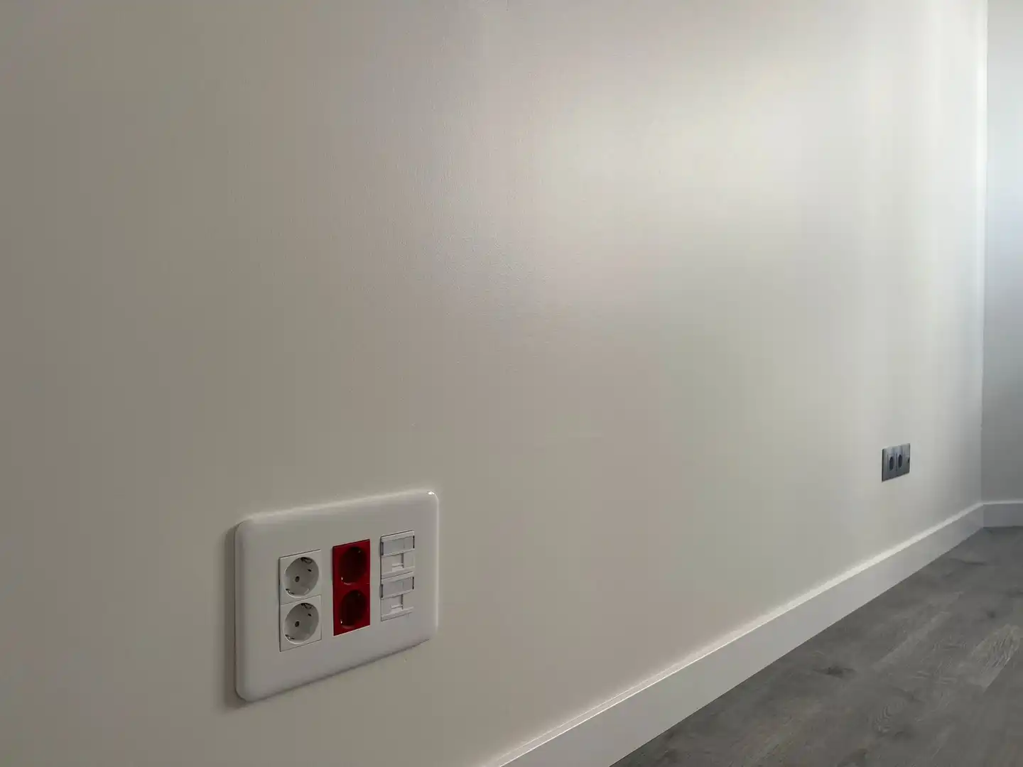Büro zur Miete in Carballo mit Klimaanlage und Heizung