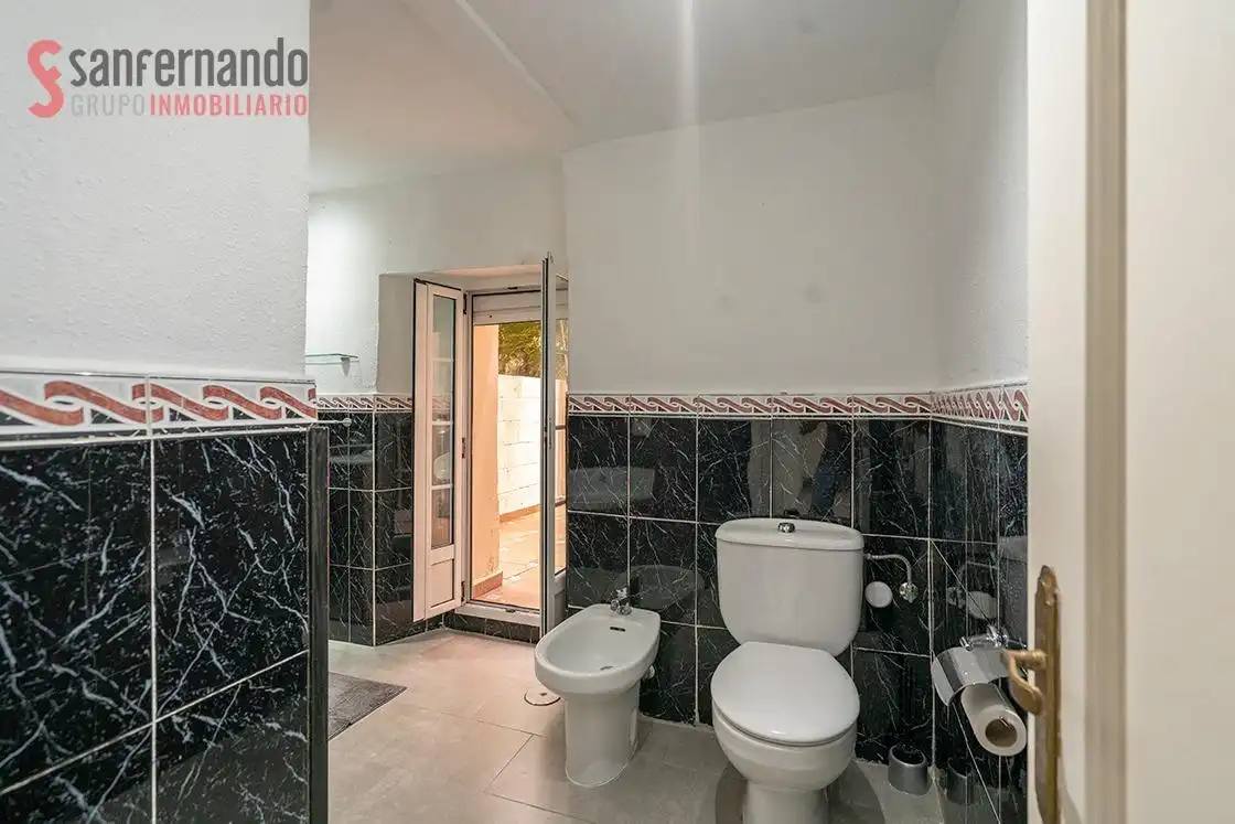 Baño de Piso en venta en Santander con Terraza y Trastero