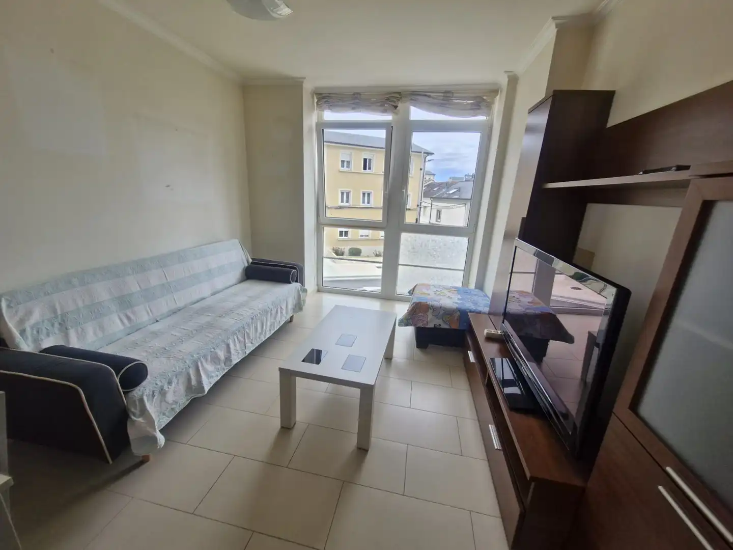 Living room of Flat for sale in Foz  with Heating, Storage room and Furnished