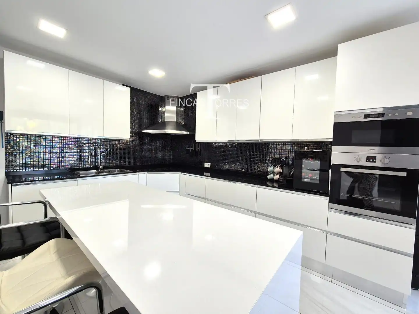 Cocina de Casa o chalet en venta en El Vendrell con Aire acondicionado, Jardín privado y Parquet