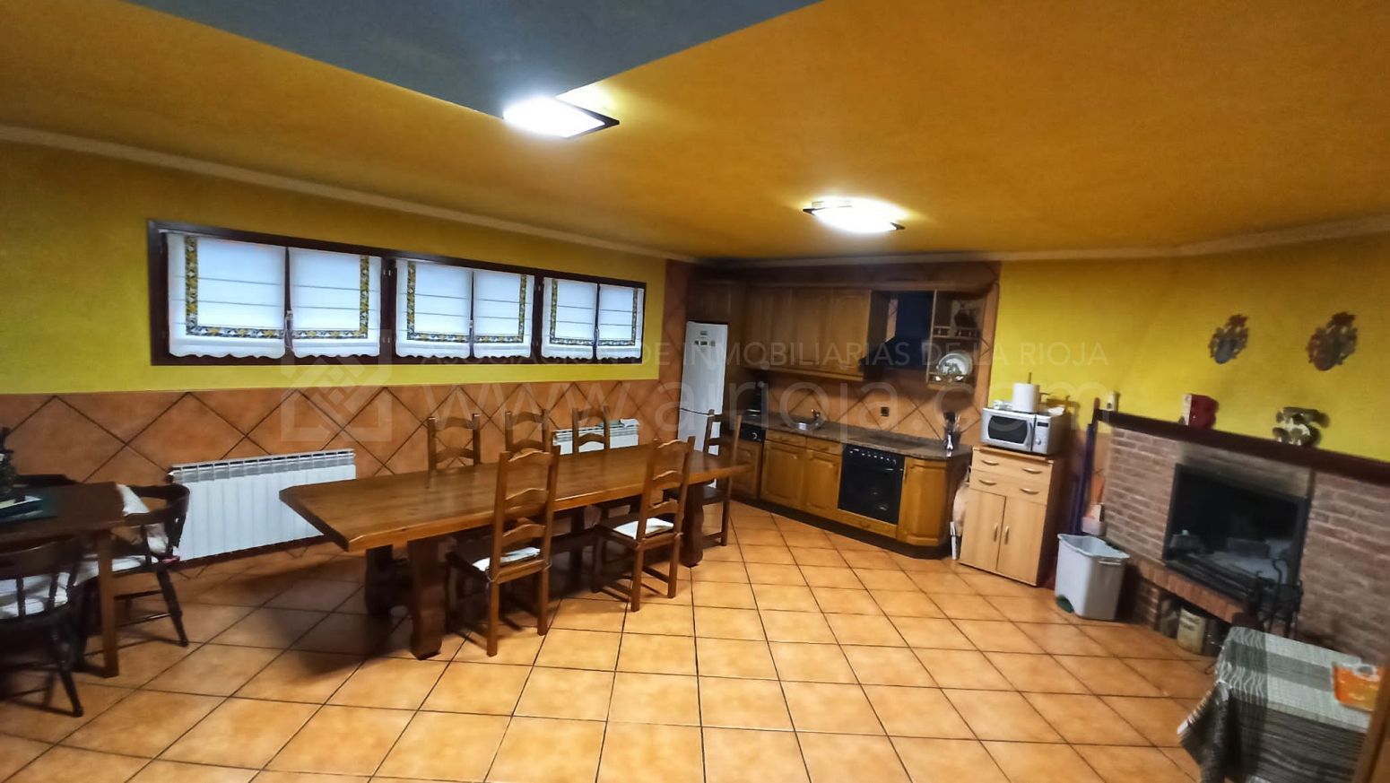 Cuina de Casa o xalet en venda en Samaniego amb Traster i Moblat