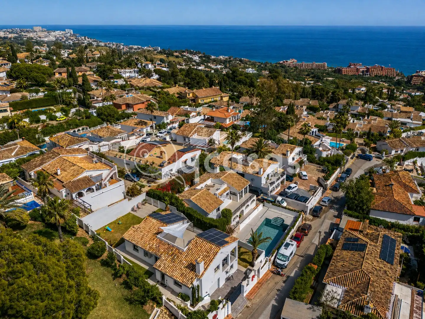 Vista exterior de Casa o chalet en venta en Benalmádena con Aire acondicionado, Calefacción y Jardín privado