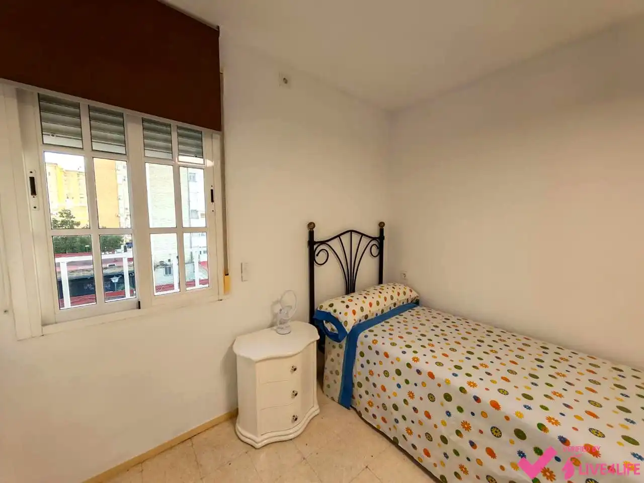 Habitación de Piso para compartir en Sevilla con Amueblado