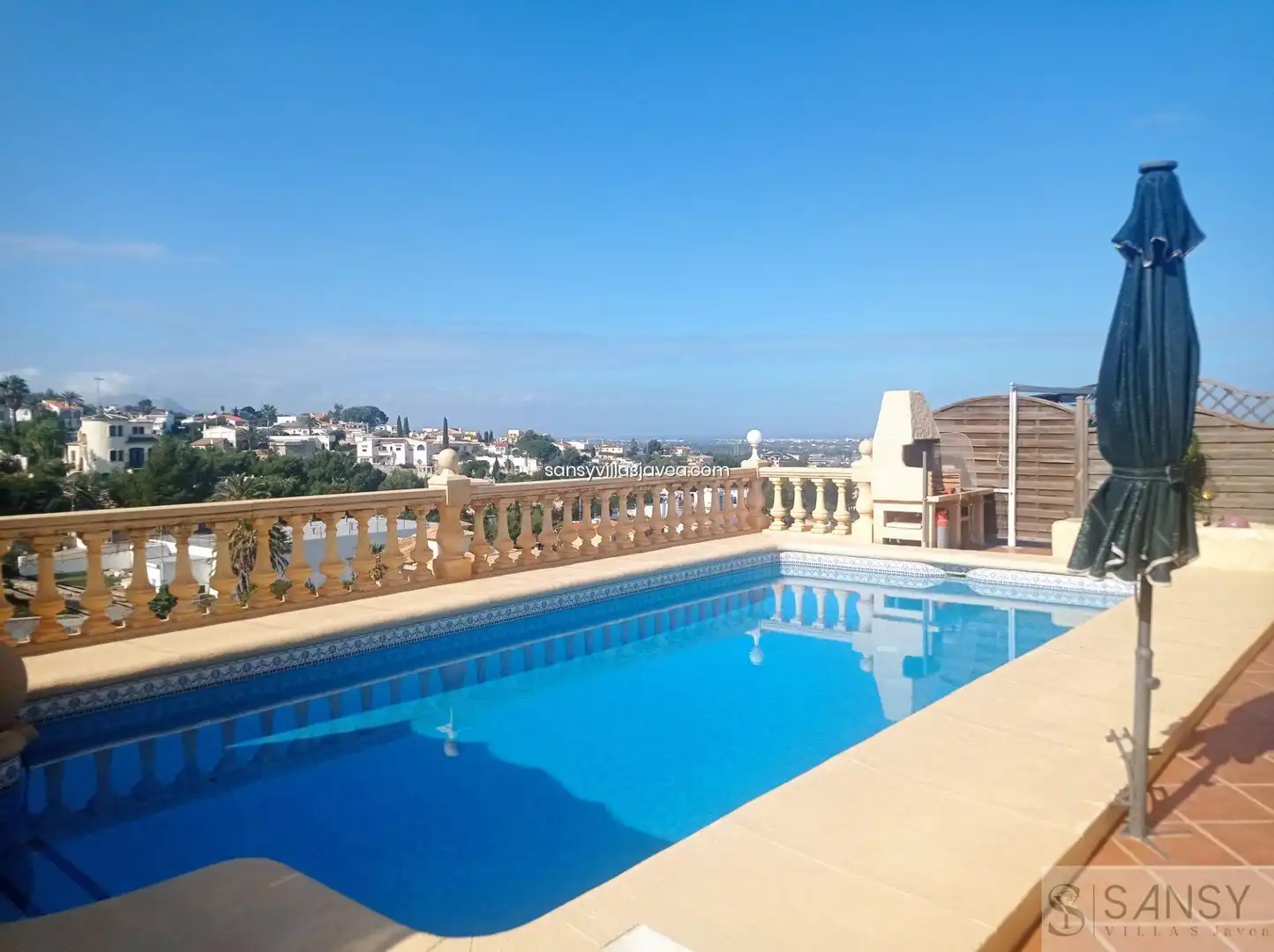 Swimming pool of Houses for sale in Dénia  with Air Conditioner and Storage room