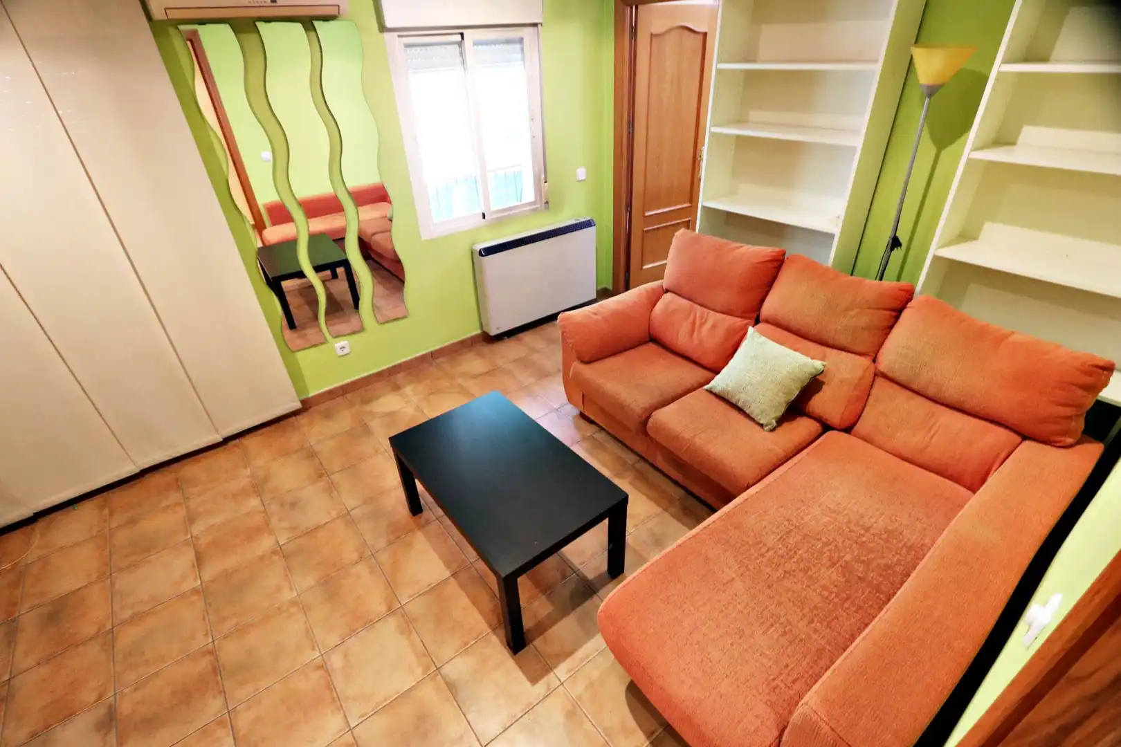 Living room of Flat for sale in Getafe  with Air Conditioner, Heating and Terrace