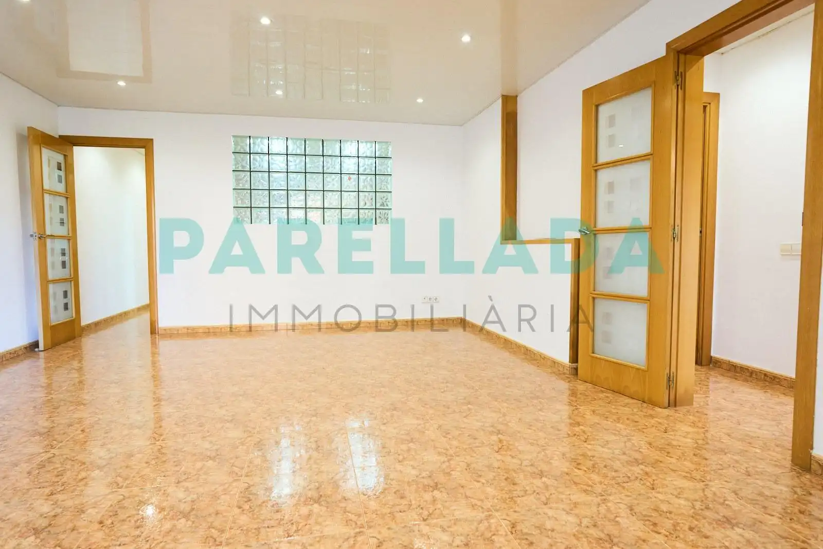 Flat for sale in Badalona