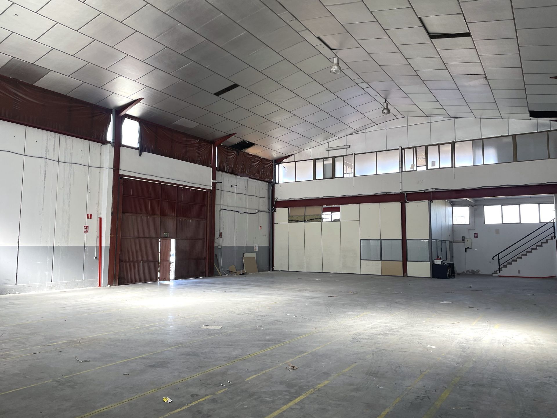 Nau industrial de lloguer en Agullent