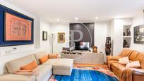 Living room of Flat for sale in  Barcelona Capital  with Air Conditioner, Heating and Terrace