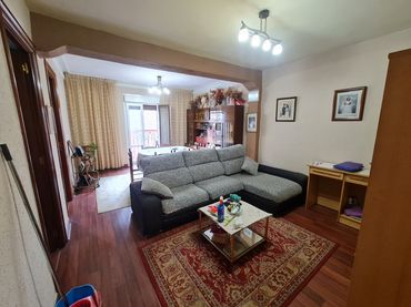 Flat with balcony for sale in Kalero - Basozelai