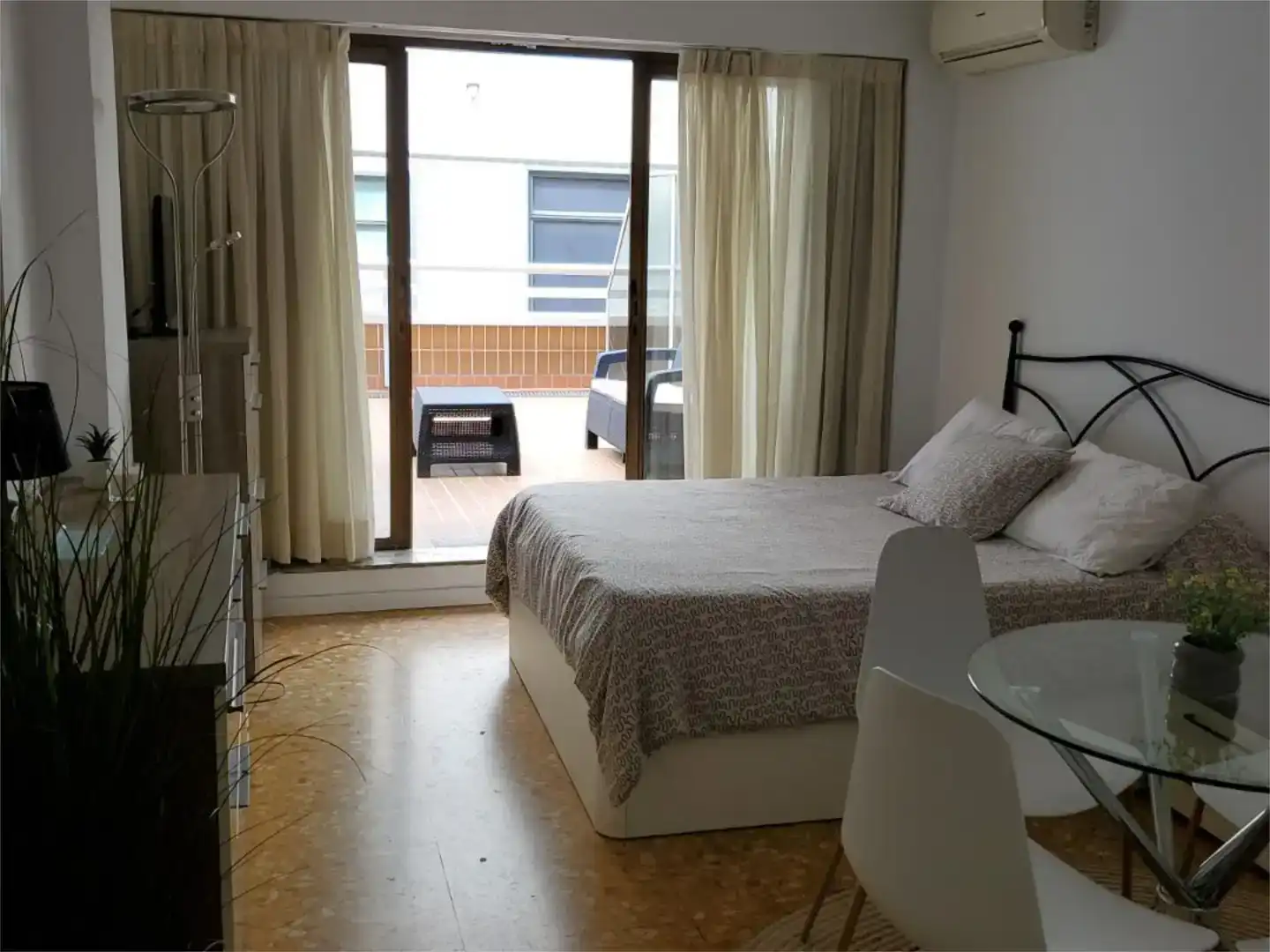 Bedroom of Flat for rent in El Pla del Real