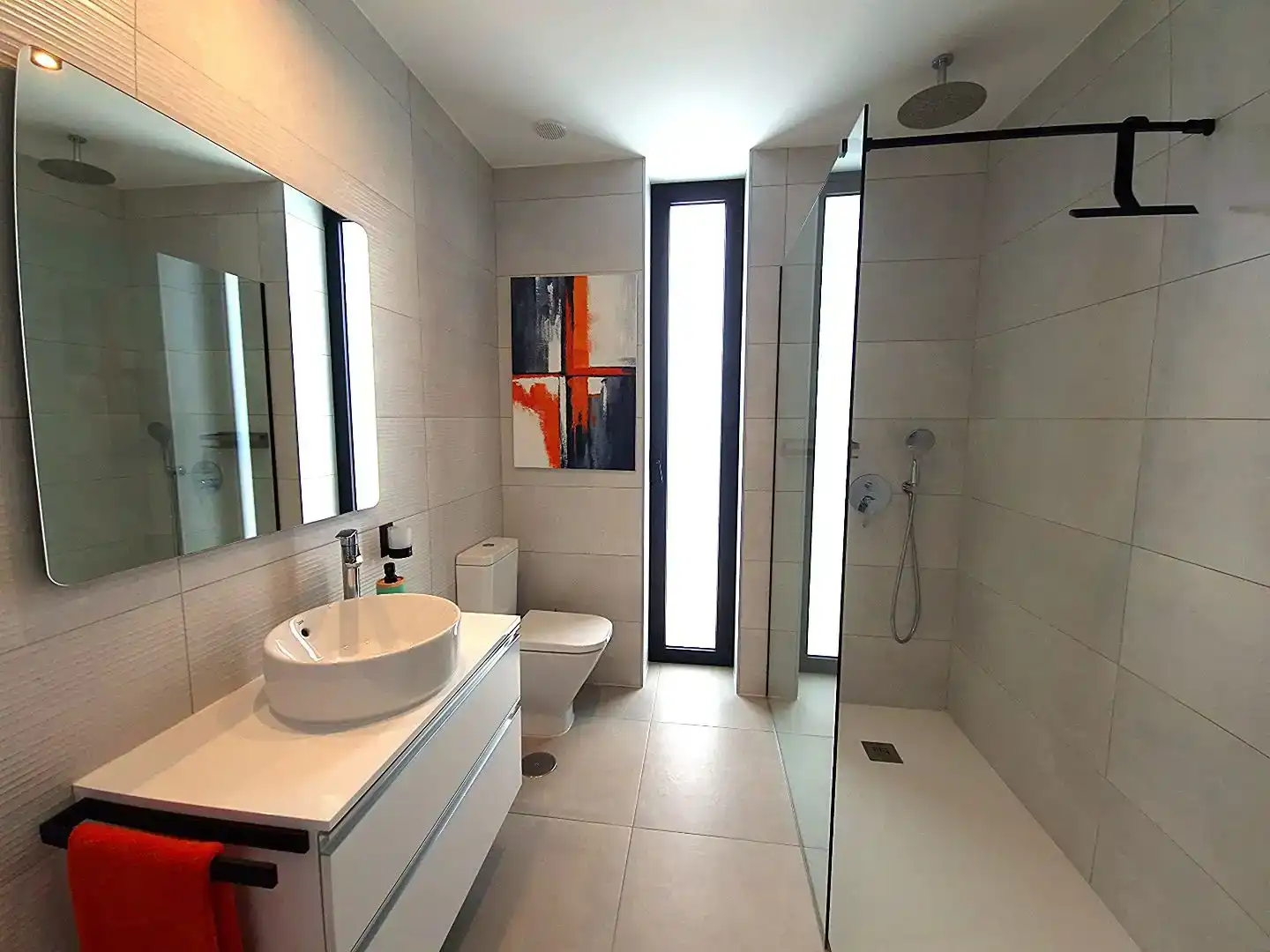 Badezimmer von Wohnung zum Verkauf in La Oliva mit Klimaanlage, Privatgarten und Schwimmbad
