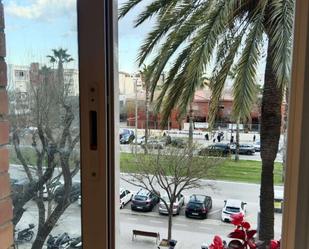 Exterior view of Flat to share in Badalona  with Air Conditioner and Terrace