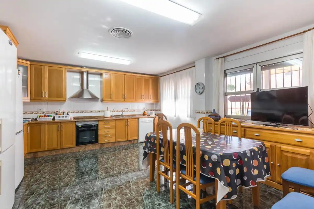 Cuina de Casa o xalet en venda en Murcia amb Aire condicionat, Calefacció i Jardí privat