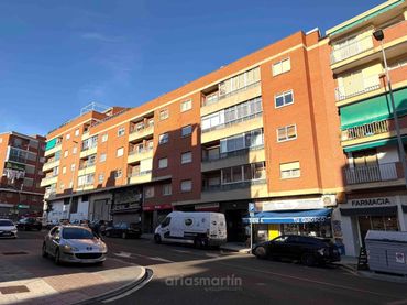 Pis amb ascensor en venda a Ledesma, de 152