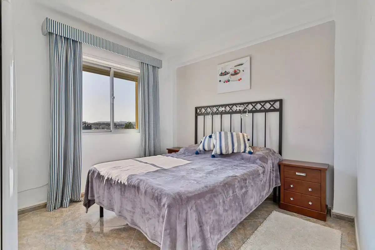 Apartamento con ascensor en venta en Playa de los Boliches, imagen 11