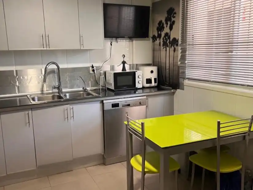 Kitchen of Flat for share in San Pedro de Alcántara