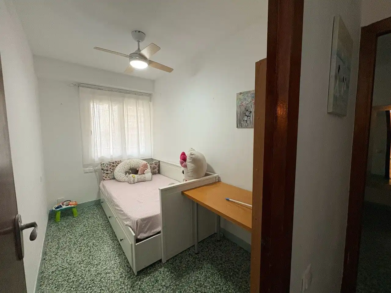 Schlafzimmer von Wohnung zum Verkauf in Cullera mit Klimaanlage, Privatgarten und Terrasse