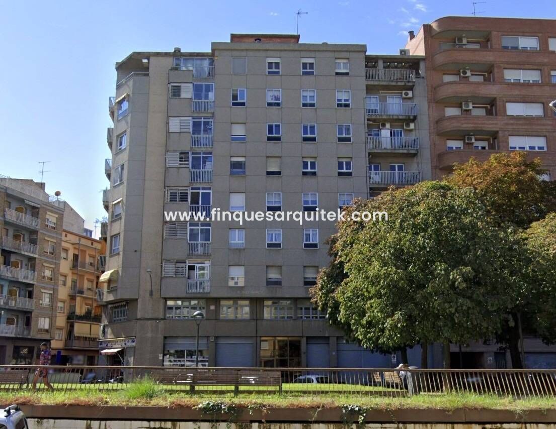 Exterior view of Flat for sale in  Lleida Capital  with Parquet flooring