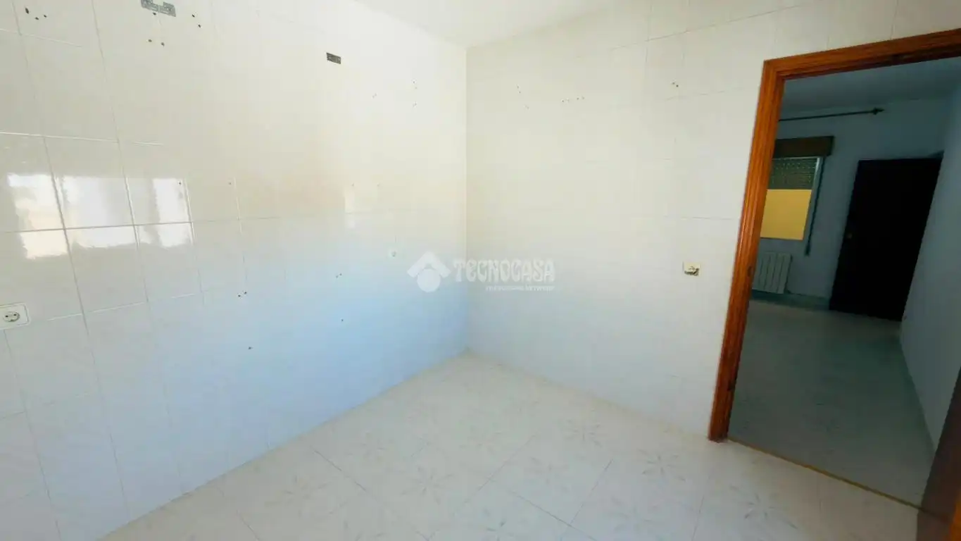 Dormitori de Casa adosada en venda en Villamuelas amb Calefacció