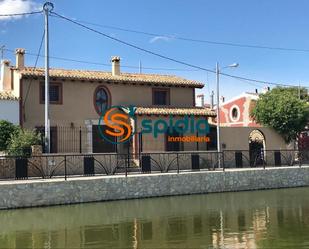 Vista exterior de Casa o xalet en venda en Lorca amb Calefacció i Terrassa