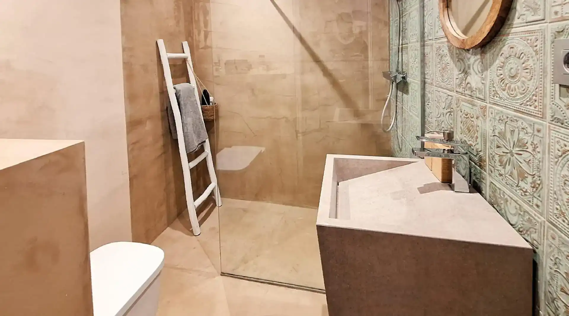 Bany de Casa o xalet en venda en Ojén amb Aire condicionat i Piscina