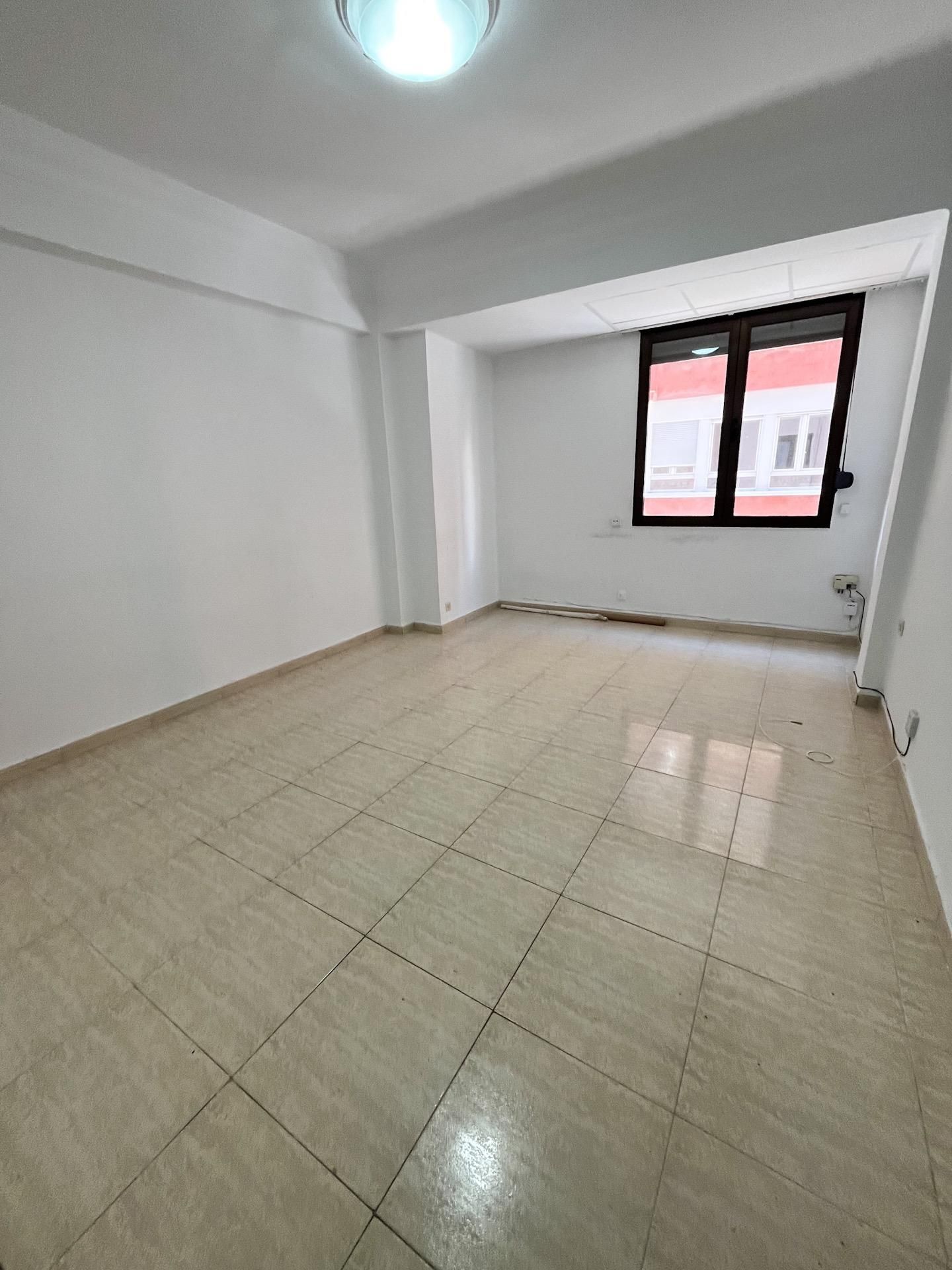 Piso de alquiler en Hospital - Plaza del Real