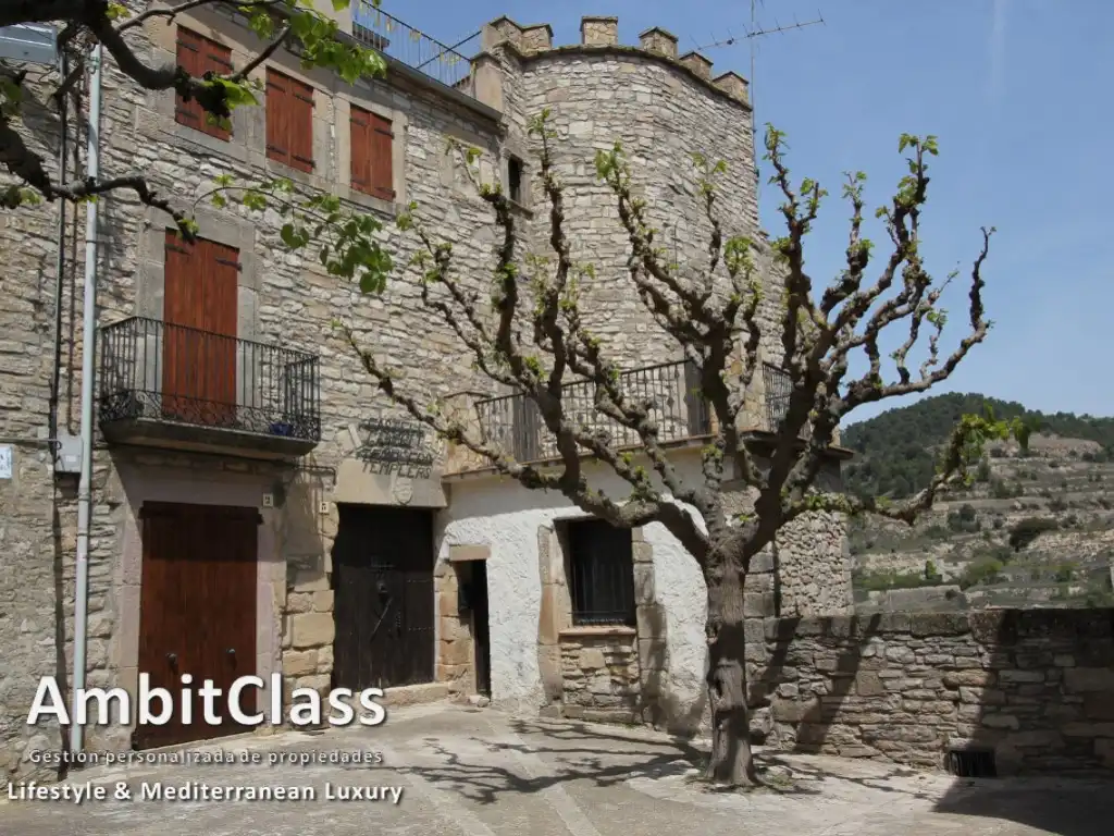 Vista exterior de Casa o xalet en venda en Vallfogona de Riucorb amb Calefacció, Jardí privat i Terrassa